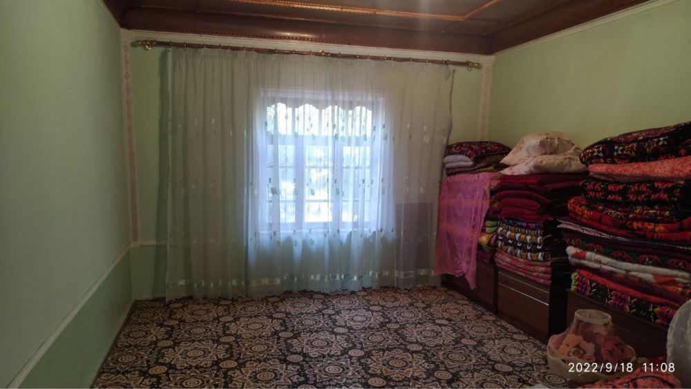 Срочно продается свой дом на зем. участке 10+ соток в Янгиюльском р-не