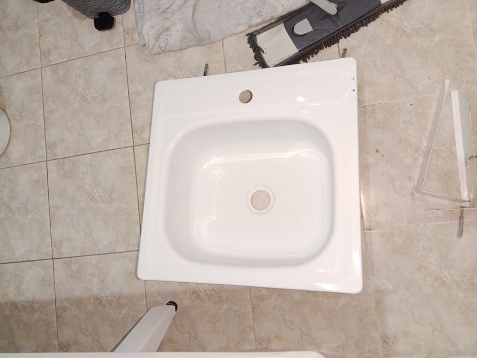 Продам раковины оба за 15 тысяч