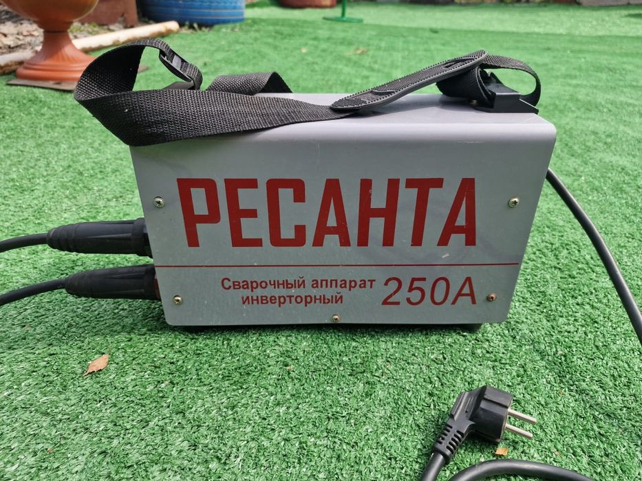 Сварочный аппарат Ресанта на 250А