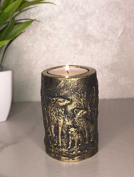 Suport lumânare din ipsos, model lupi,handmade, efect bronz antichizat