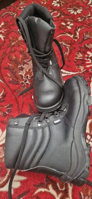 Продам ботинки Dapro