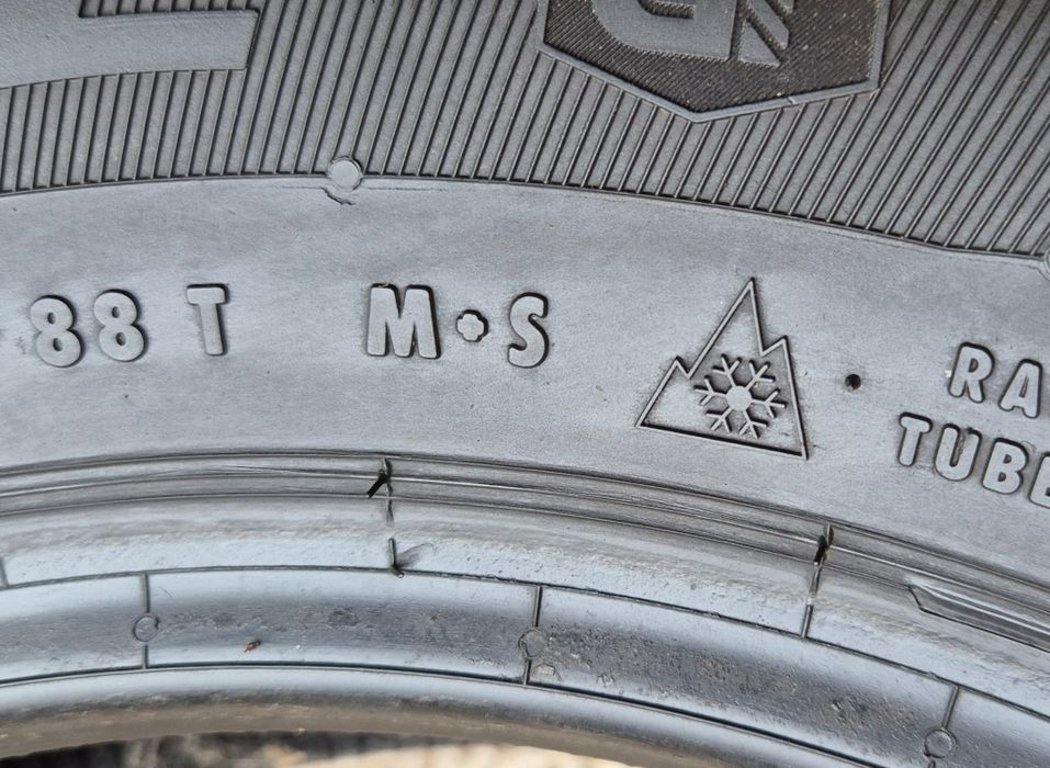Set 2buc 185/65 R15 88T General M+S iarnă