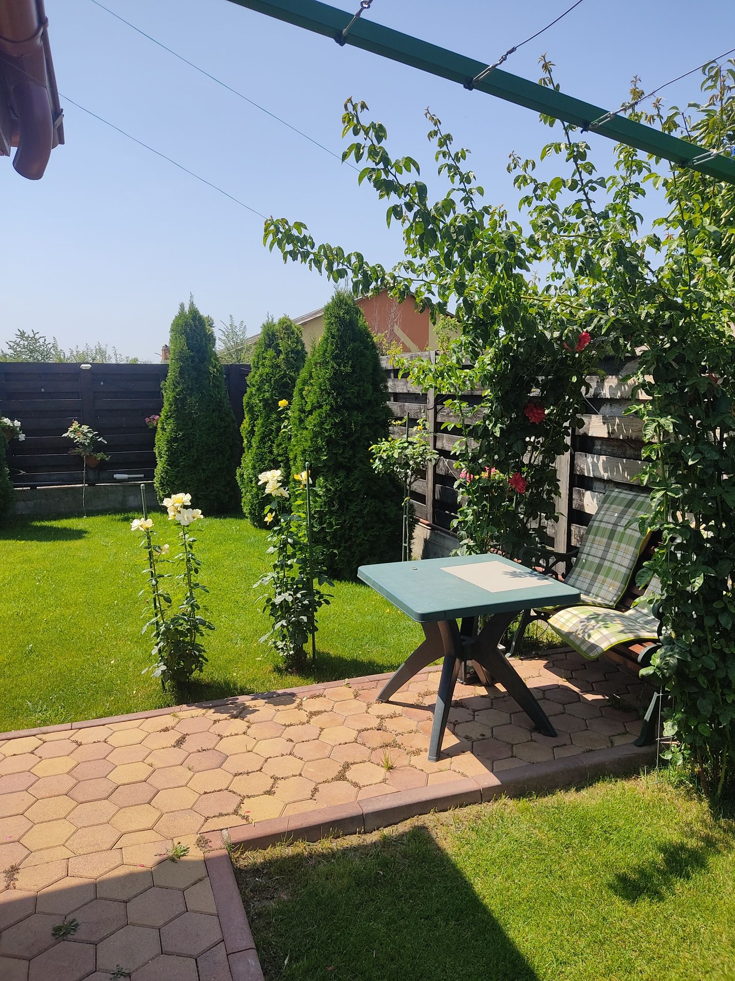 Închiriez casa ,Prelungirea Craiovei( Geamănă) la 100 m  de Mathaus Cr