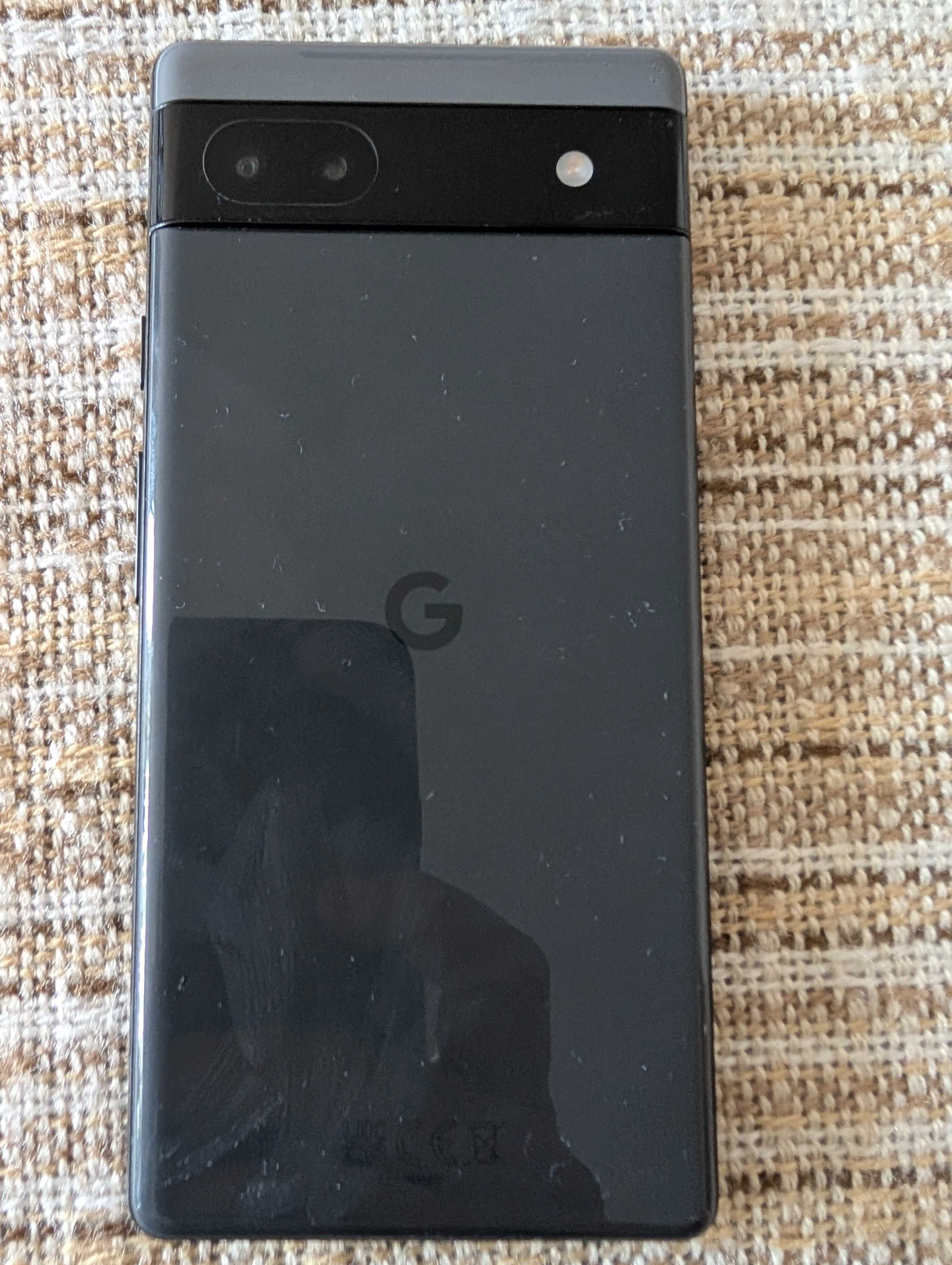 Телефон Google Pixel 6a