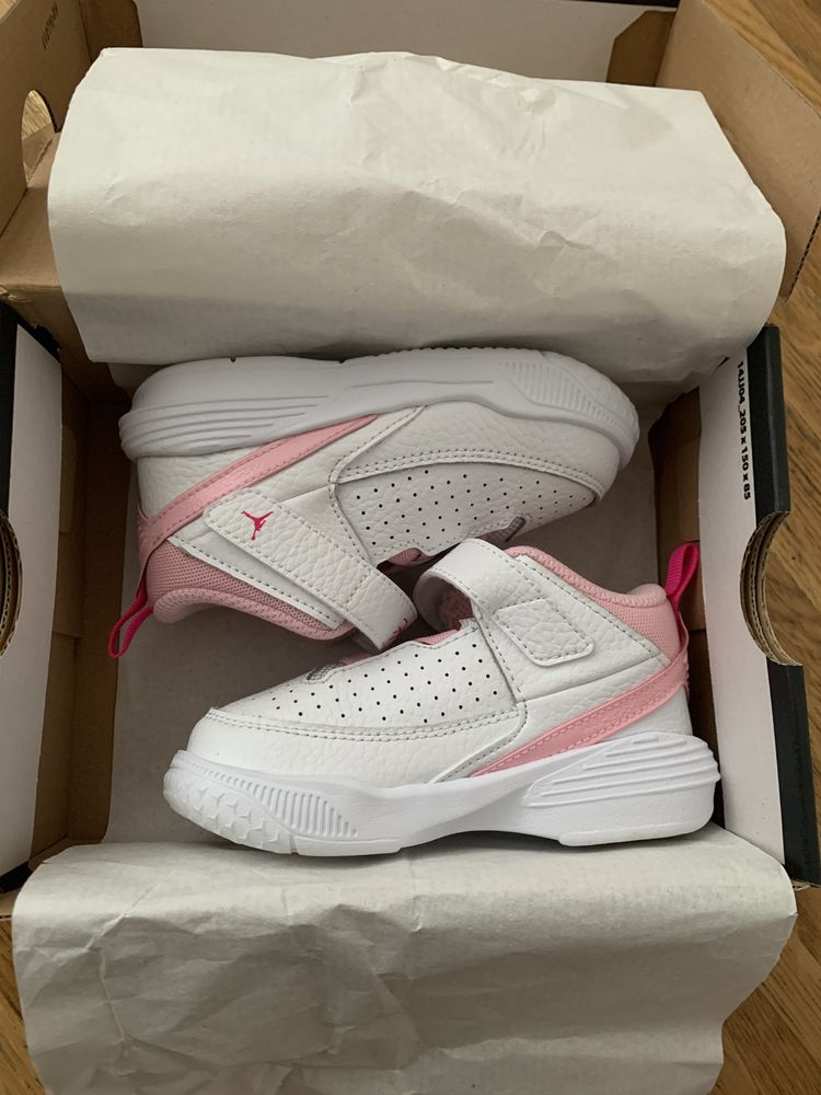 Маратонки Nike Jordan Aura 5, номер 23,5