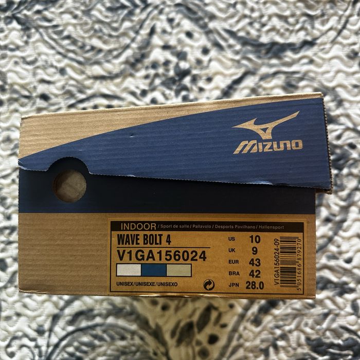 Mizuno Wave Bolt 4