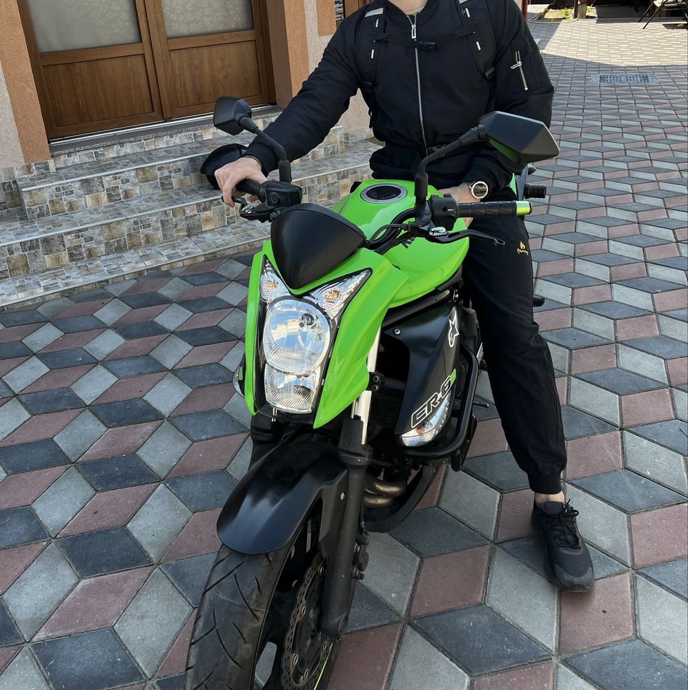Kawasaki ER6N 2010
