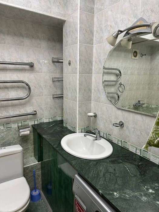 Продаётся 1 комнатнаяквартира ремонт Ц-4 м.Абдулла Кадырий