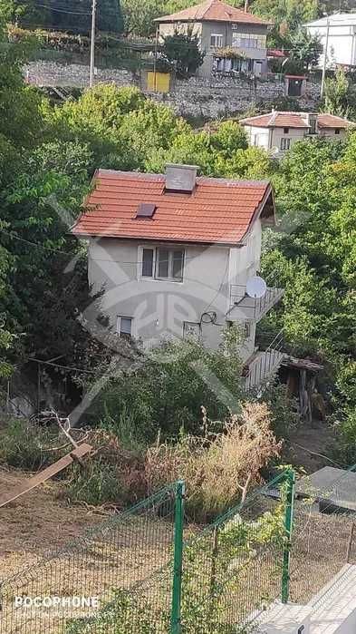 Триетажна къща в село Руен! 71701
