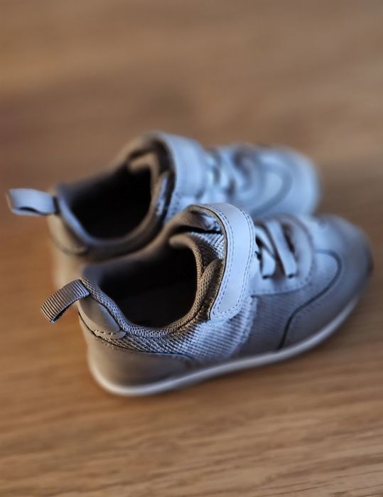 Детски спортни маратонки Като нови