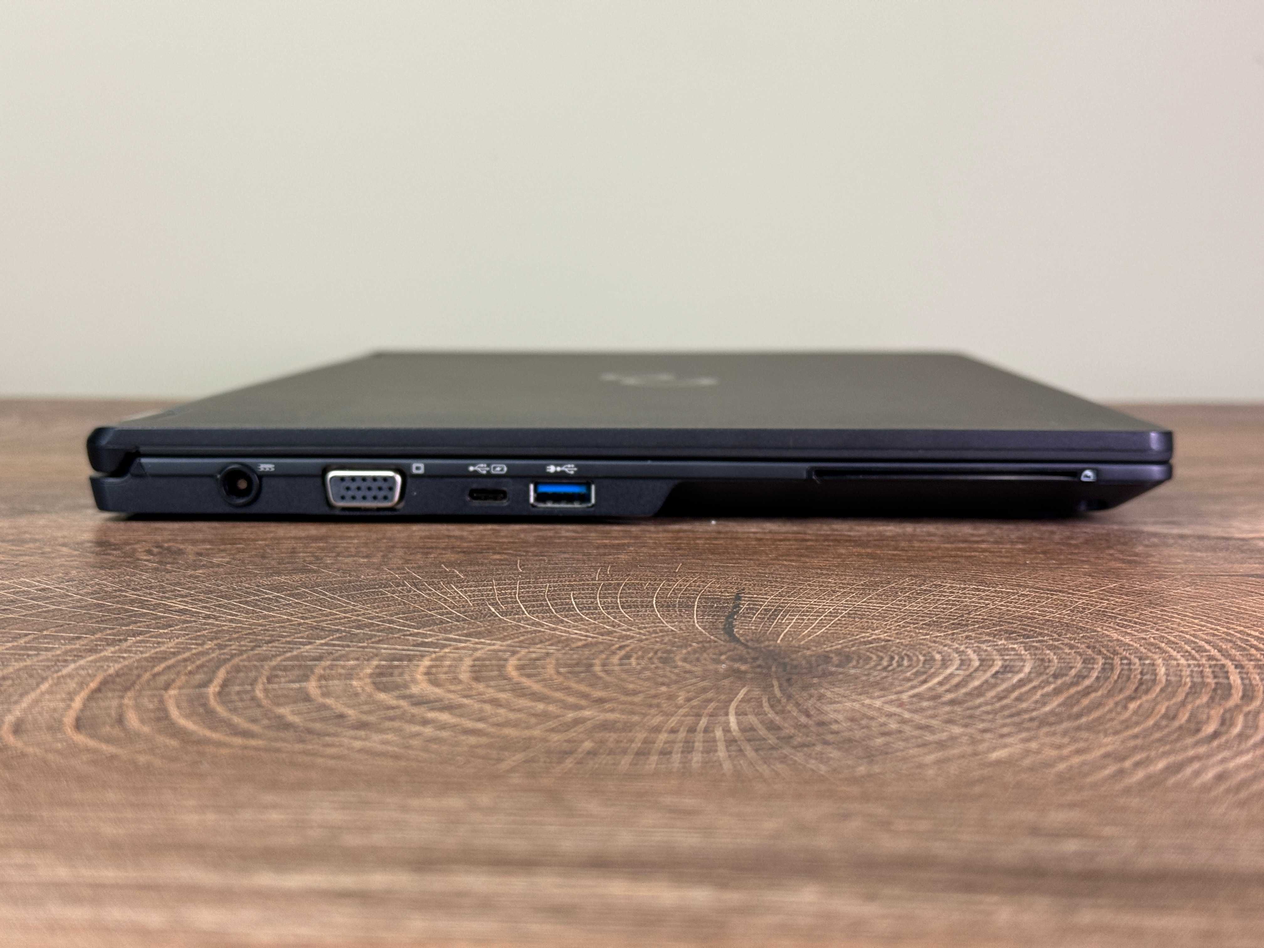 Лаптоп Fujitsu LifeBook U748 i5-8250U, 8GB, 256GB NVMe, 14" FullHD  DP