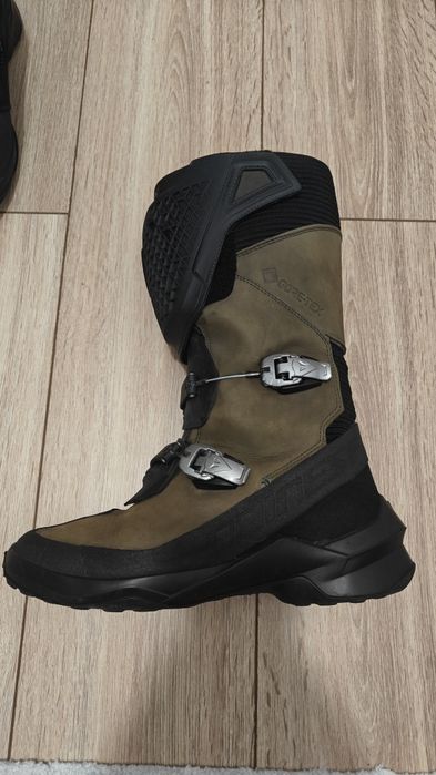 Cizme Moto Marimea 42 Dainese Seeker Gore-tex - Black/army-green