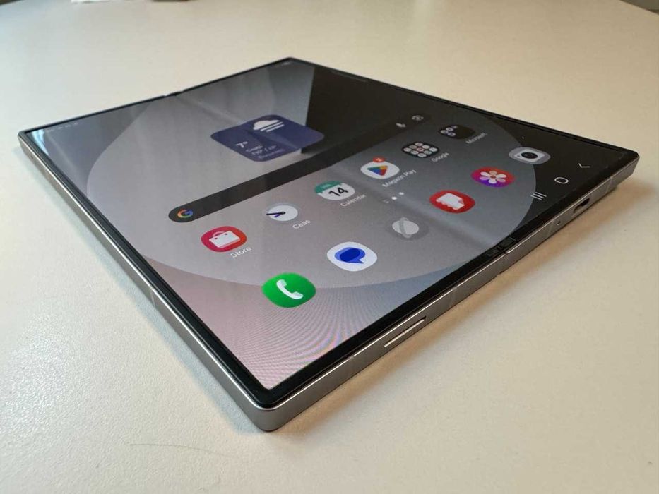 Samsung / Galaxy Z Fold6 / 256 Gb / Silver / 96% Acumulator