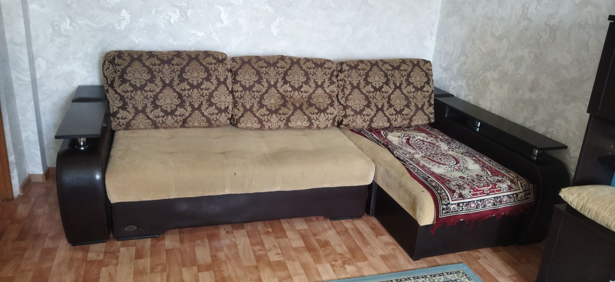 Продаю диван раскладной