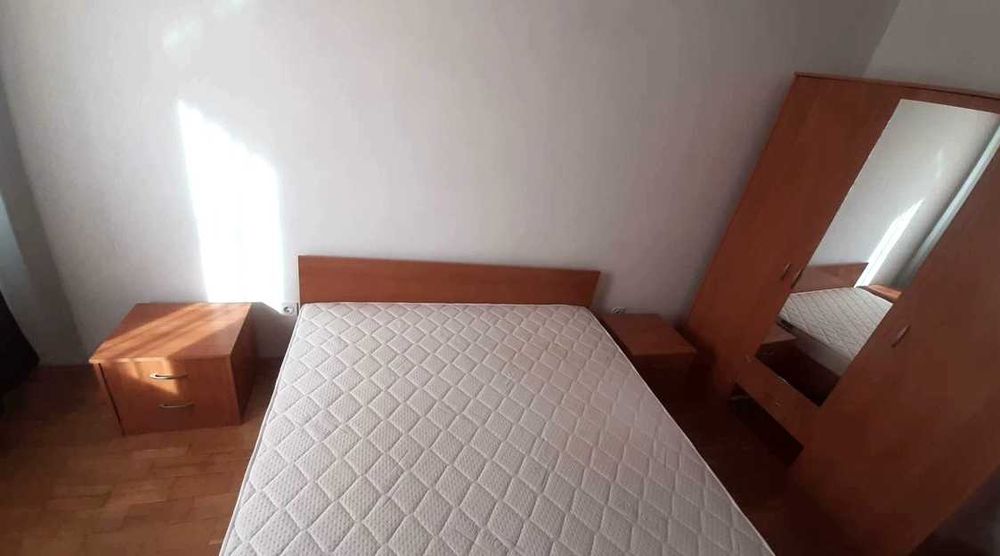 Дава се под наем Двустаен апартамент в Пловдив, Въстанически - 40 кв.м за 325 € - Снимка #2