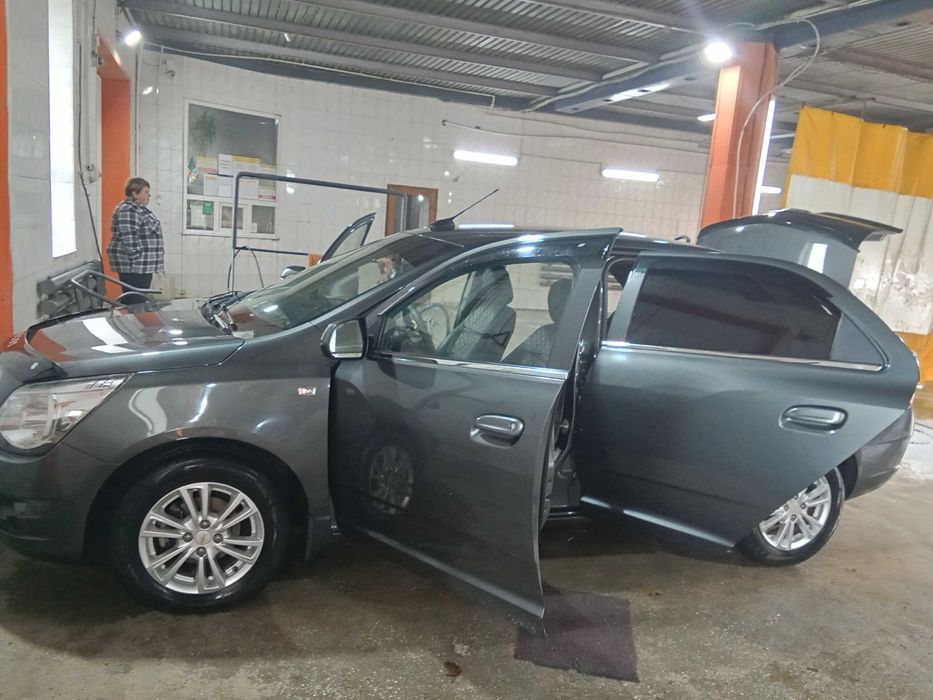 Продам надёжного автомобиля