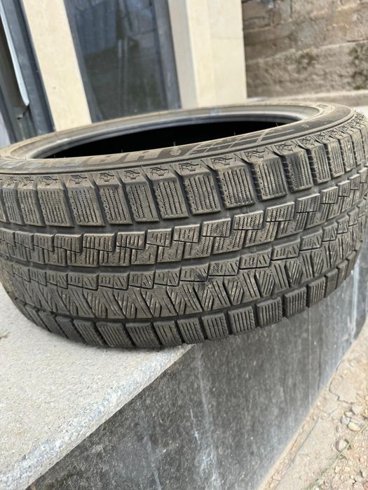 продам шины почти новая в идеальном состоянии. зимние шины