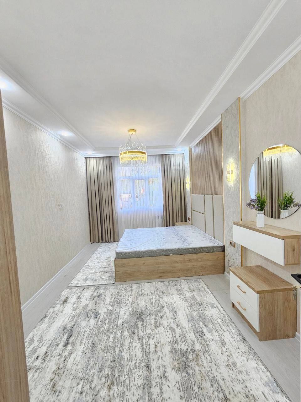 CHILANZAR 8 KV 2 XONA 3 Xona qilingaN LUKS Xamma SHaroitlar Bor Evro