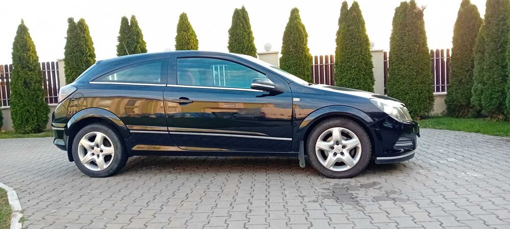 De vanzare opel astra gtc