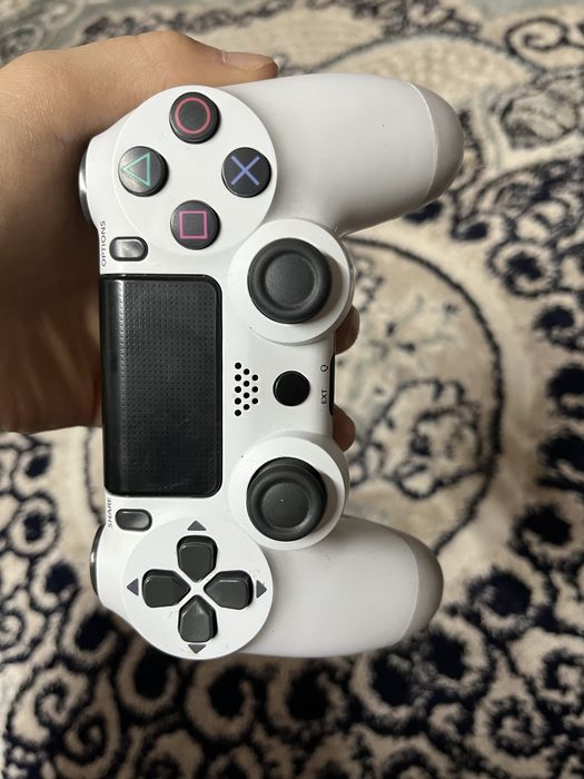 Плестейшн 4 слим