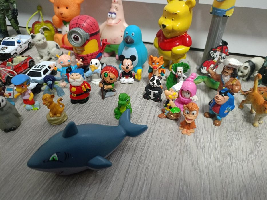 Коли и други играчки