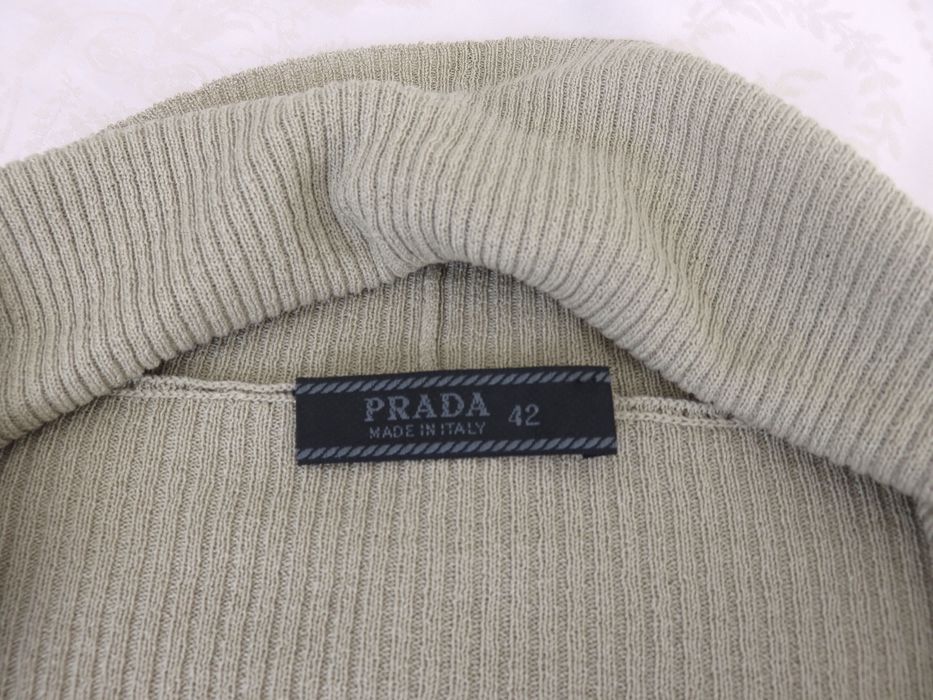 Тънък пуловер Prada, XS - S, нов