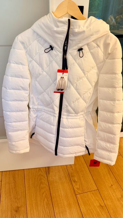 Бяло яке Tommy Hilfiger ново - М размер