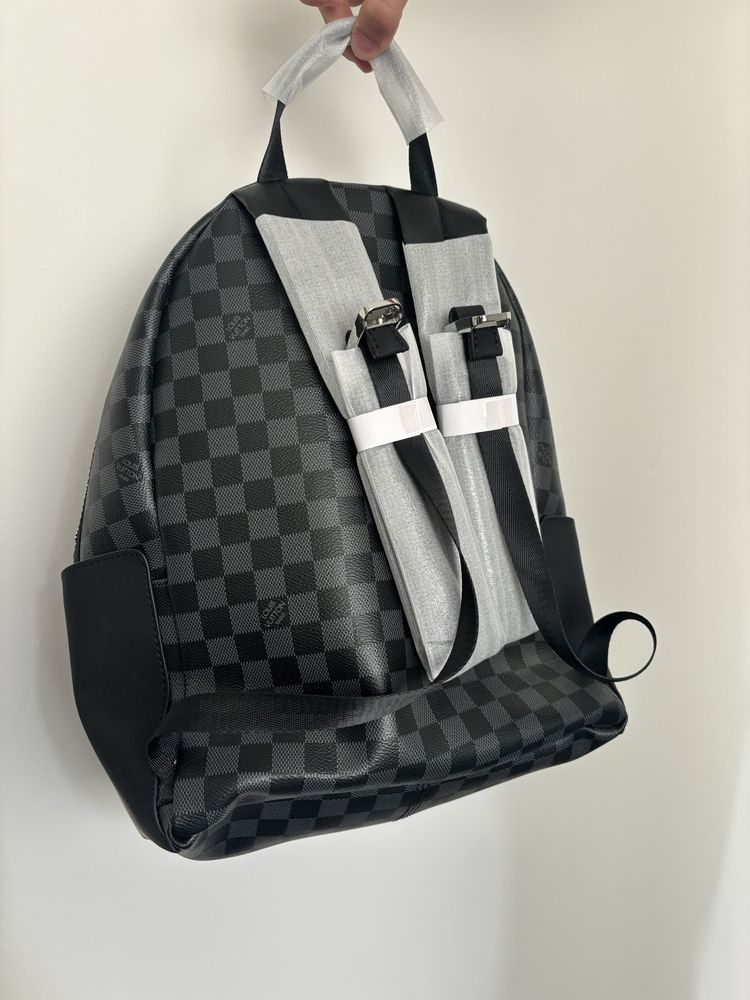 Louis Vuitton Michael Backpack Damier Graphite
