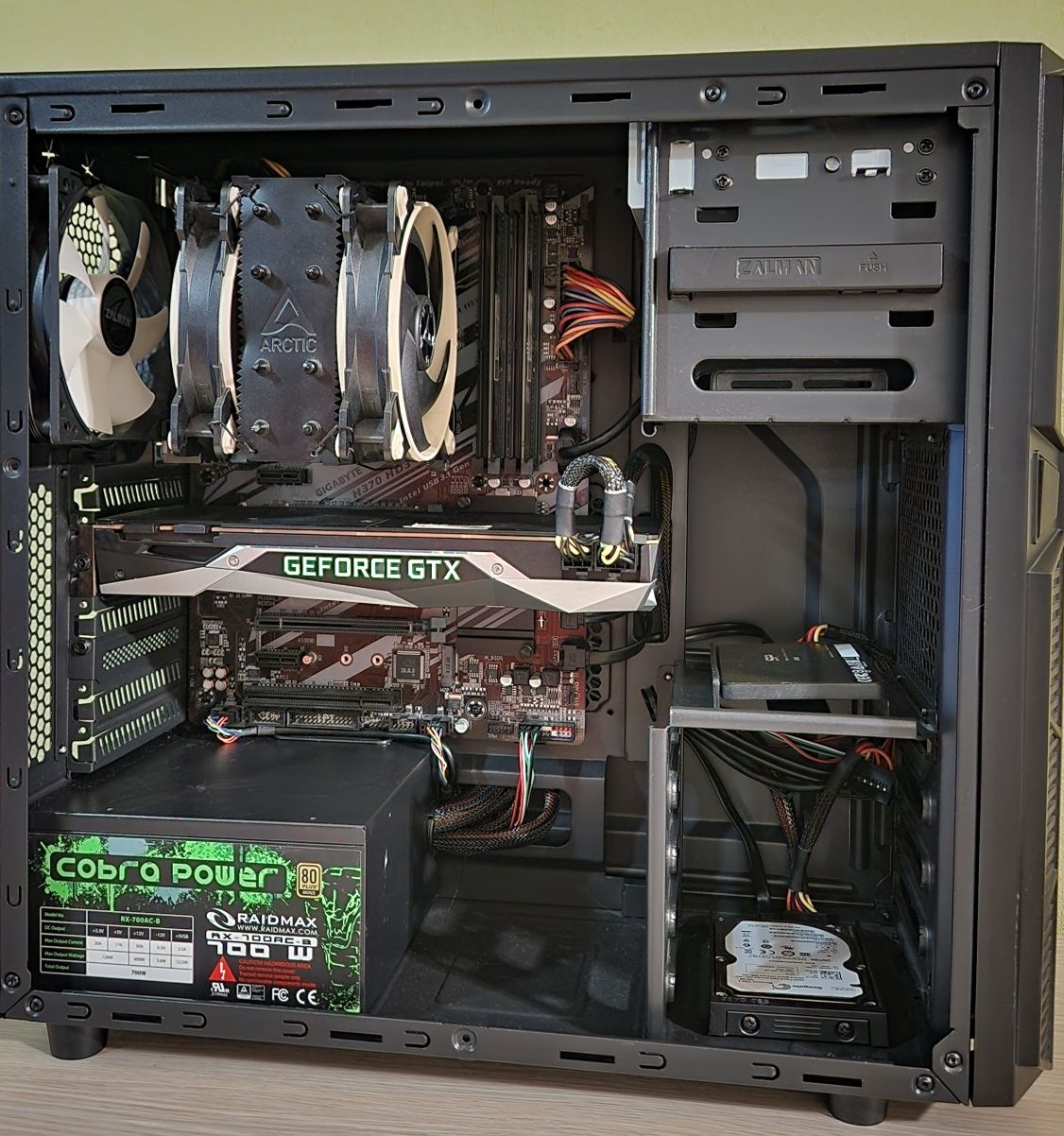 Геймърски компютър i7-8700, EVGA GTX 1080ti, 16 RAM, 126 SSD, 500 HDD