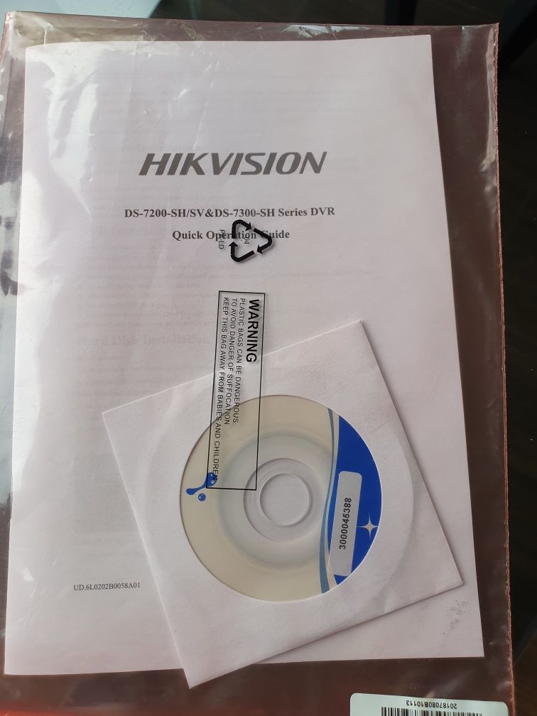 DVR Hikvision DS-7204