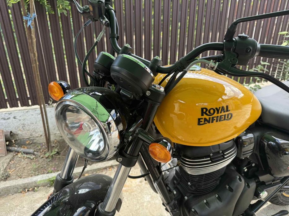 Vand Motocicleta Royal Enfield