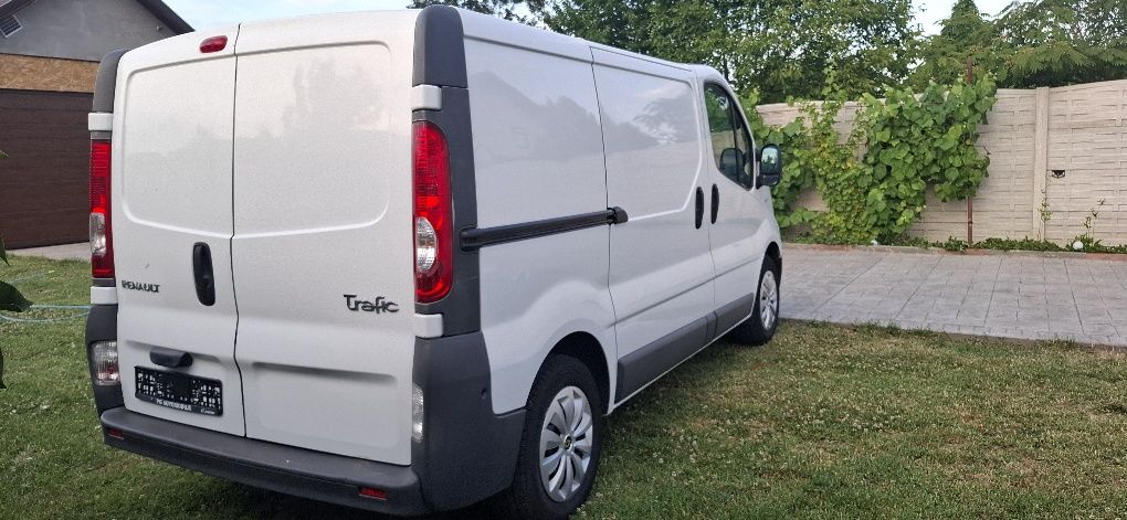 Renault Trafic/Opel Vivaro T5 2013 A/C 3 loc 2.0/114cp