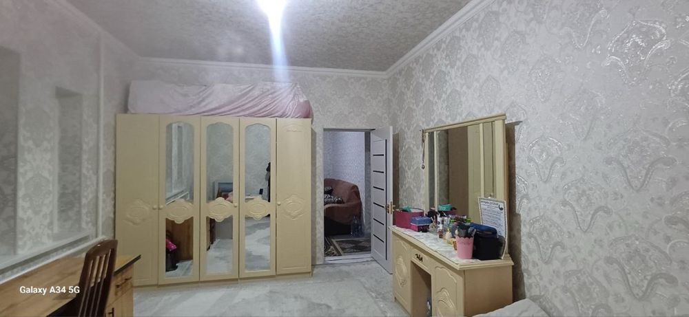 Енги курилган уй сотилади ( Массиф заря )