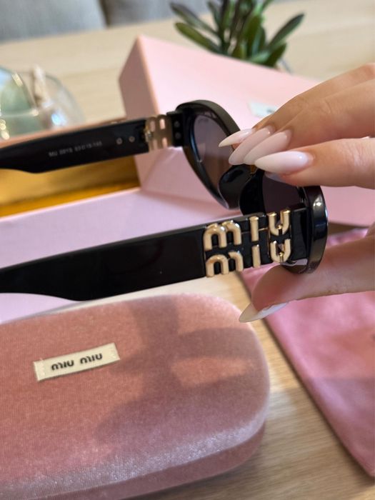 Слънчеви очила Miu Miu