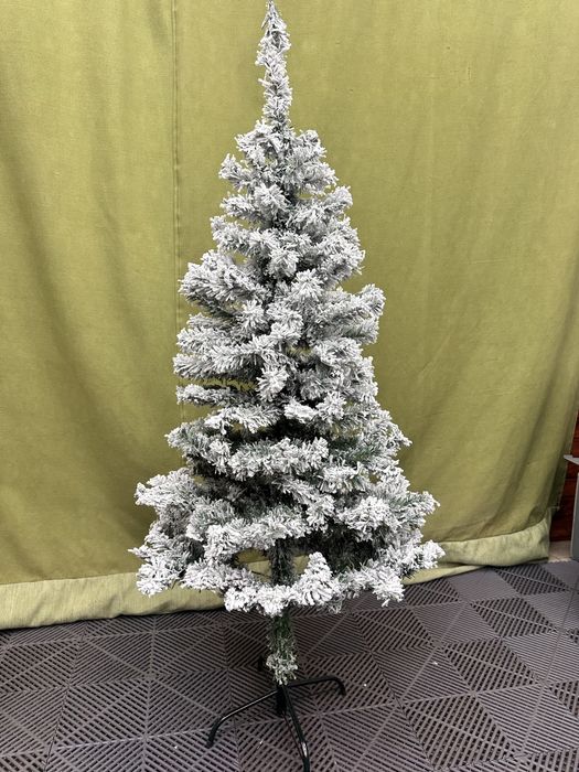 Елка новогодняя