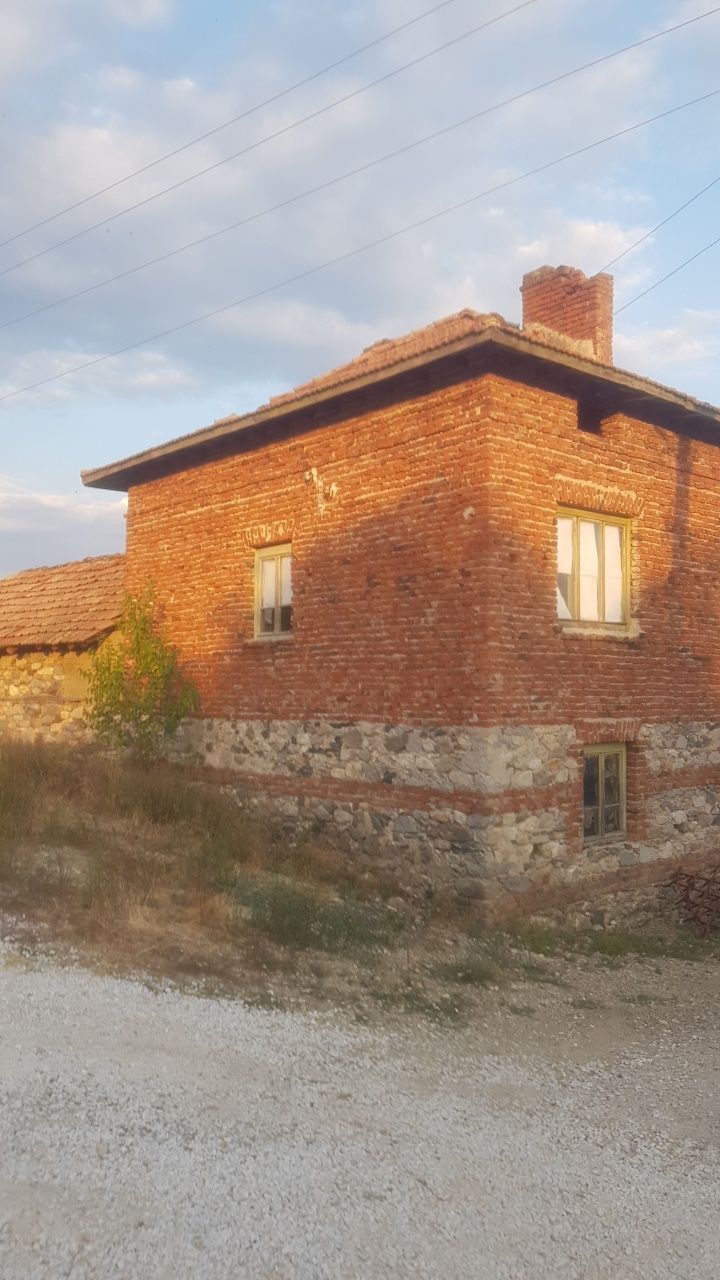 Къща  във село Ладарево