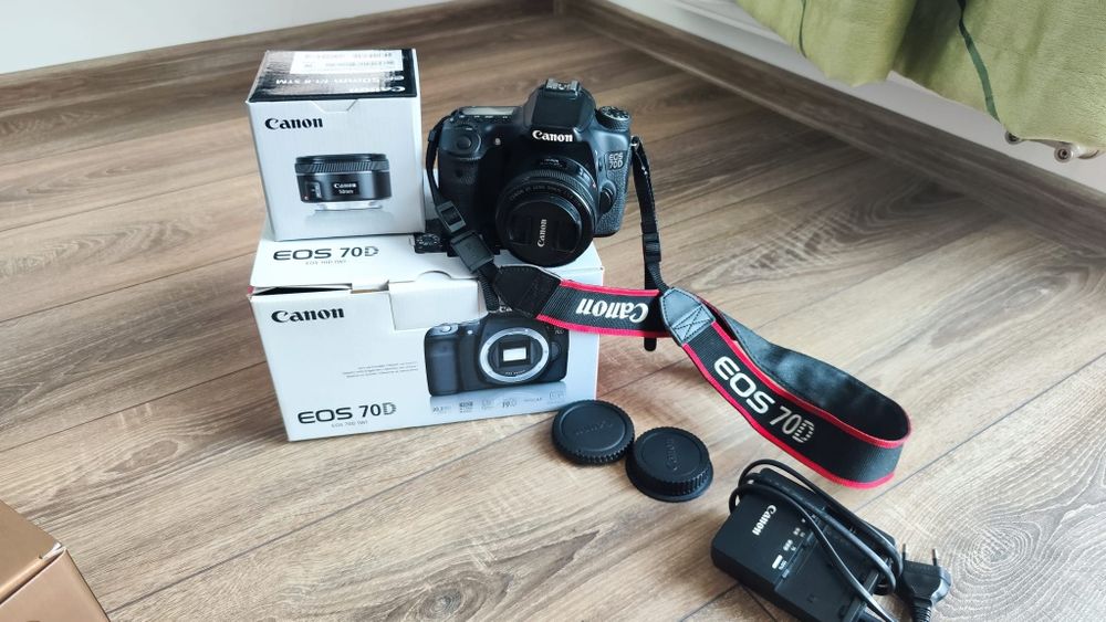 Canon EOS 70D + obiectiv Canon EF 50mm F1.8 STM + BLIȚ Yongnuo