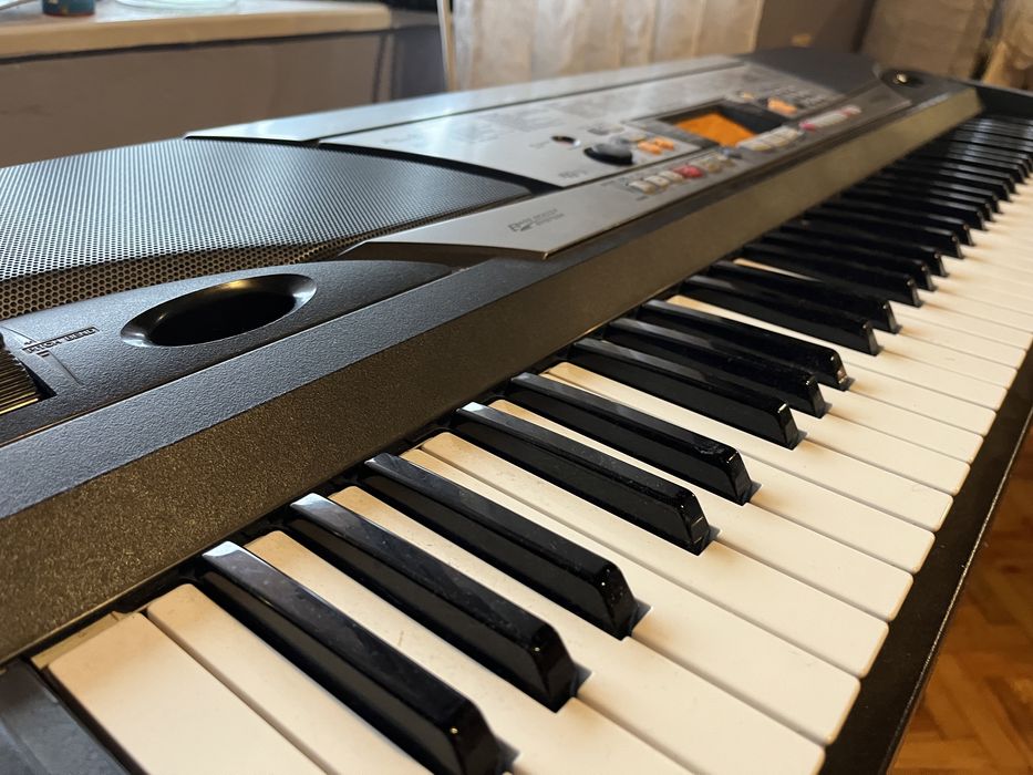 Пиано - Yamaha PSR-GX76