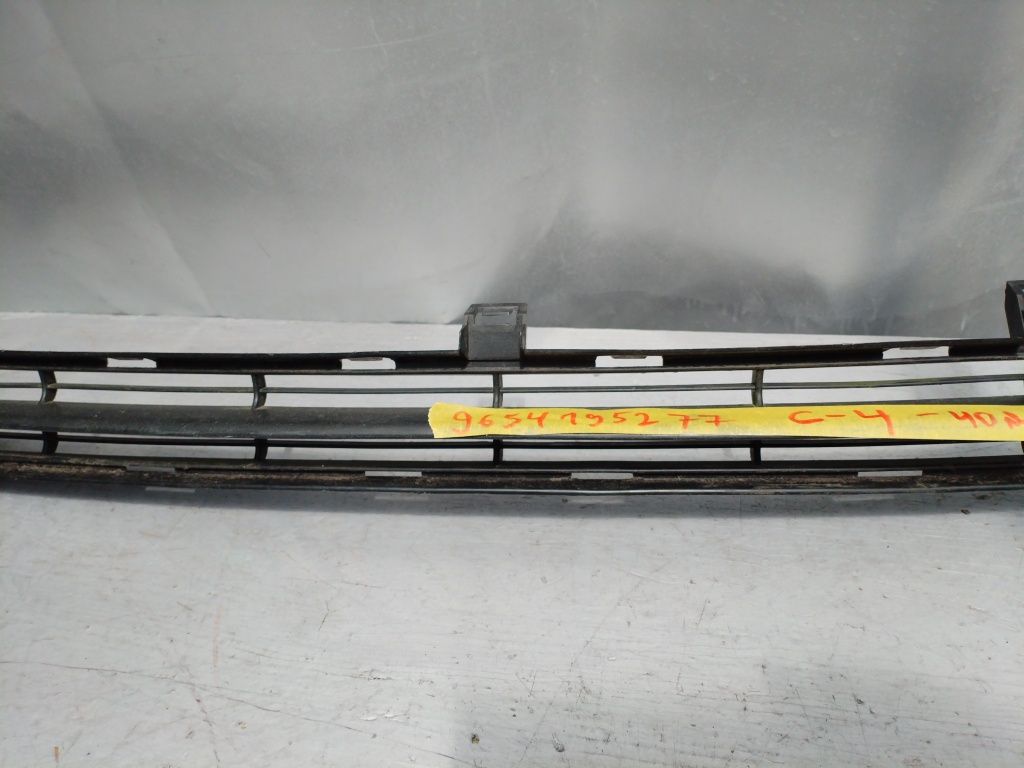 Решетка  броня  Ситроен ц4 Citroen C4