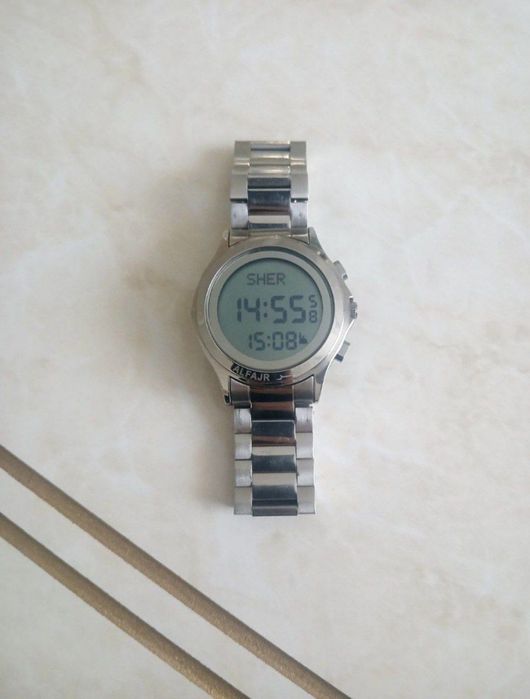 Продам Часы альфажр