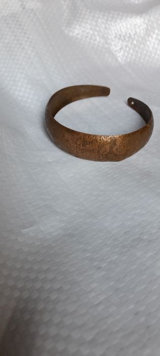 Bilak uzuklar eski paytniki