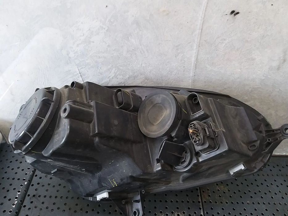 Far stanga vw golf 5 1k variant 1k6941005p 1eg24700707
