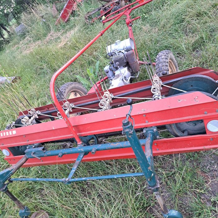 Motogrebla Reform pe curele și pőttinger pe lant