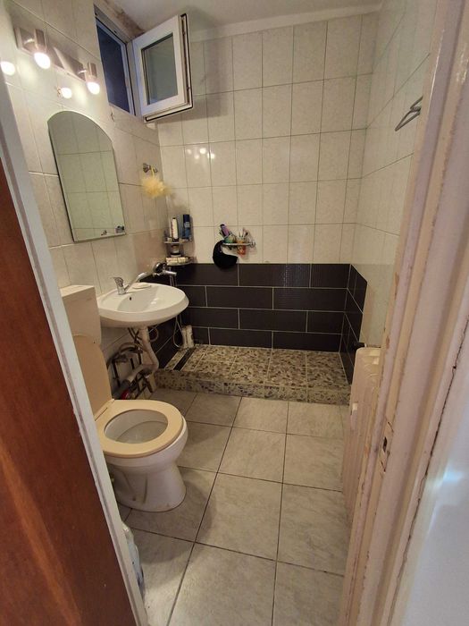 Vând  apartament  2 camere drumul taberei,  frigocom