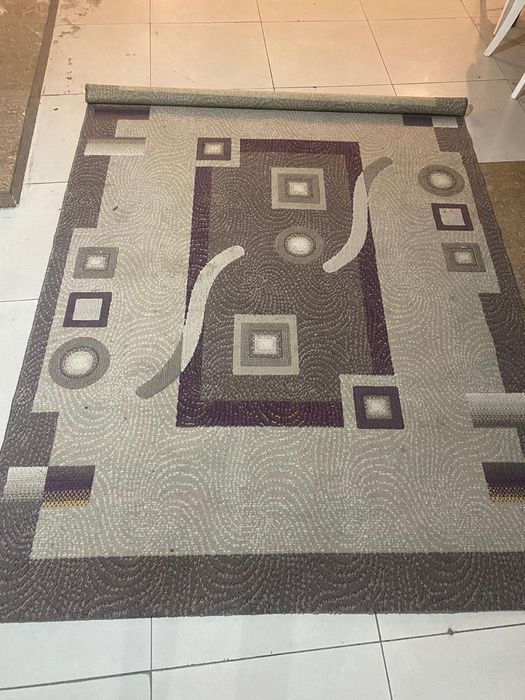 Ковер 2на3. Срочно продаю