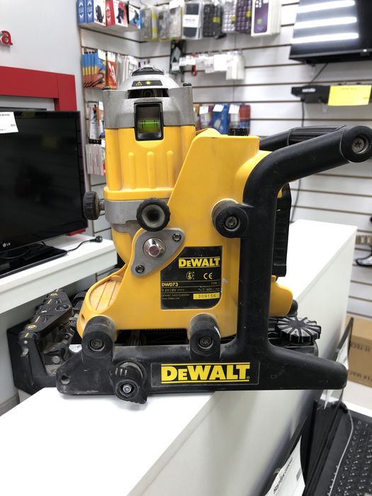 Лазерный уровень Dewalt(Пушкина 25)