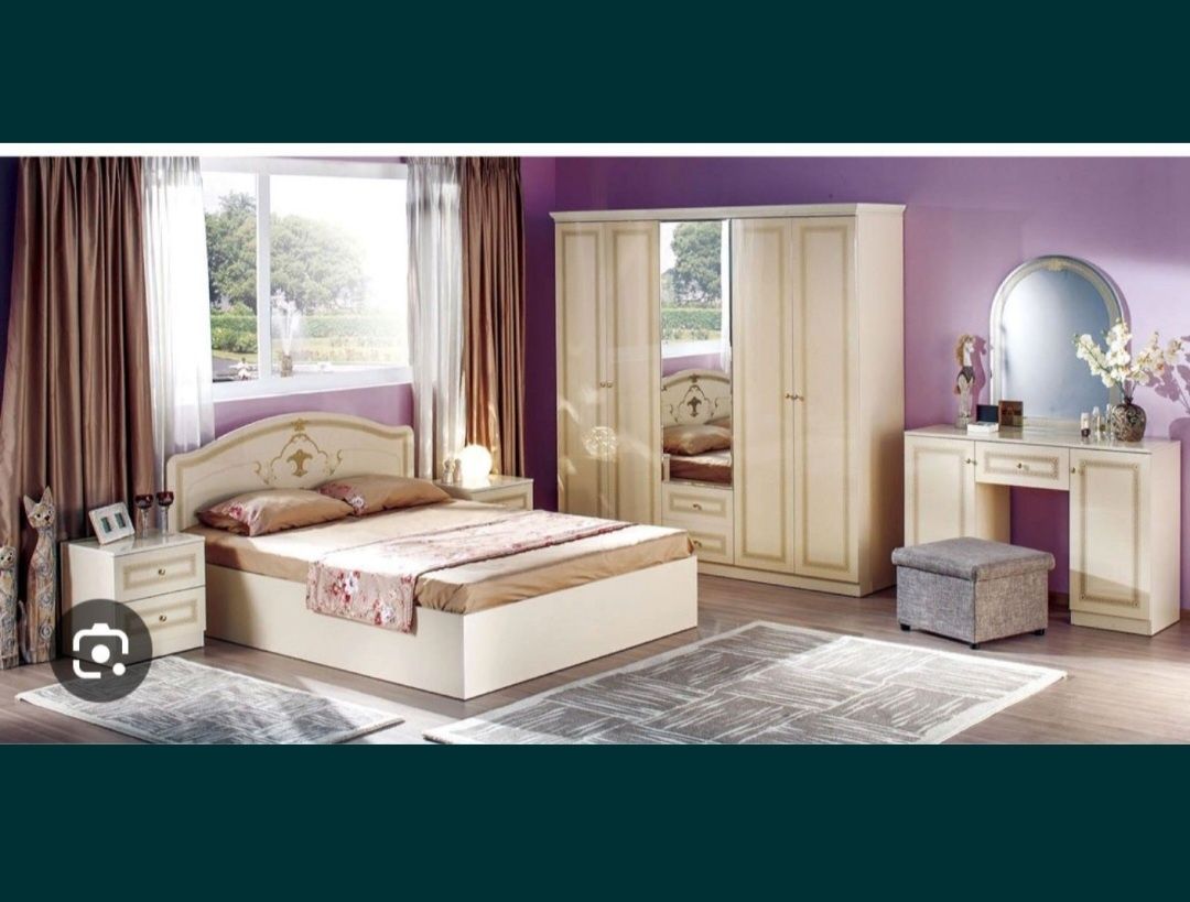 Спальный гарнитур,двухярусная кровать, шкаф пенал, стол-парта