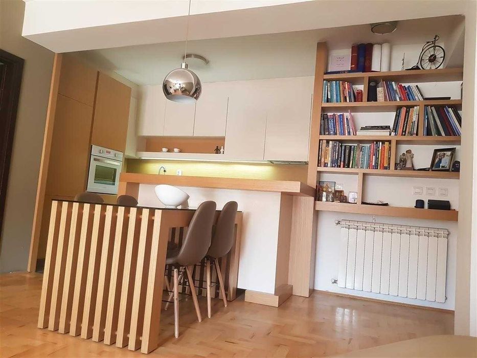 Дава се под наем Тристаен апартамент в Бургас, Лазур - 75 кв.м за 229.5 € - Снимка #1