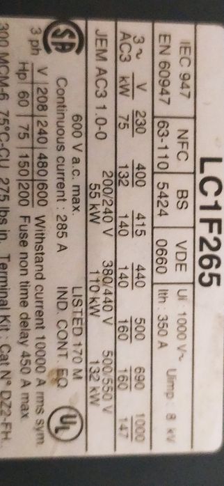 Контактор Шнайдер