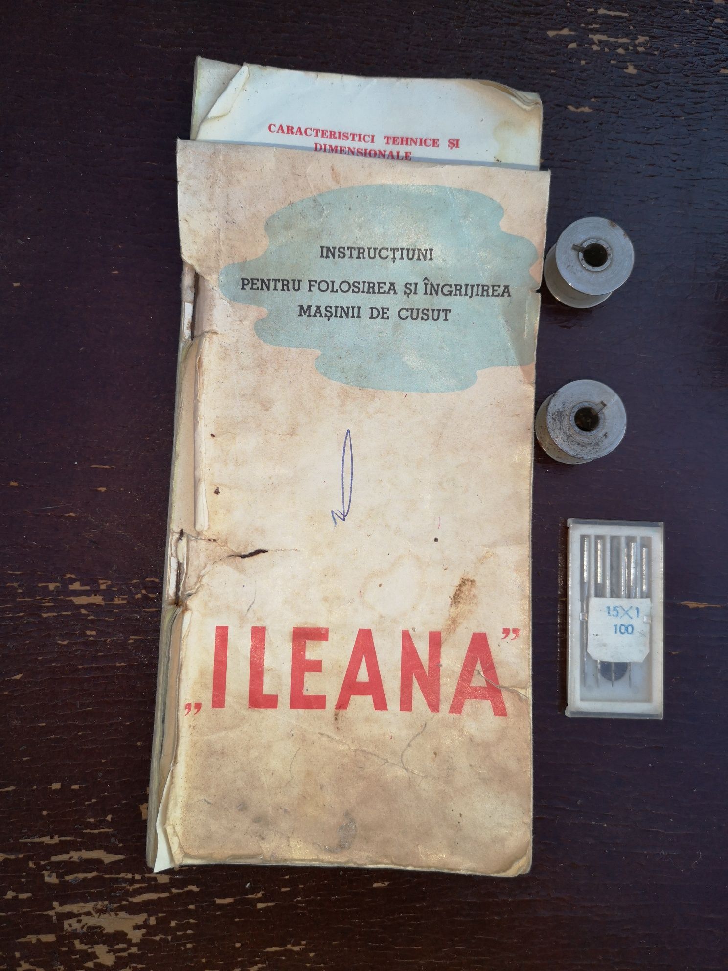 Masina de cusut Ileana - Cugir - din anul 1960